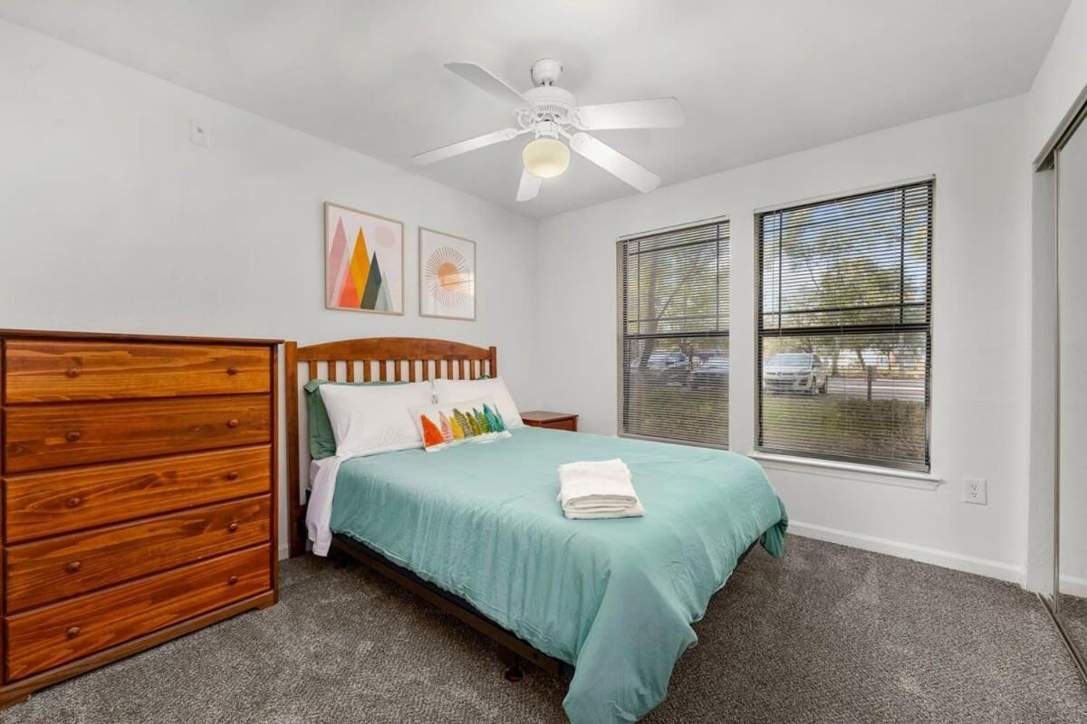 4Bd 2 Mi To Usf Free Pool + 24 Hour Gym Villa Tampa Luaran gambar